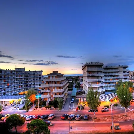 Apartament Spacious In Caorle With Shared Pool *