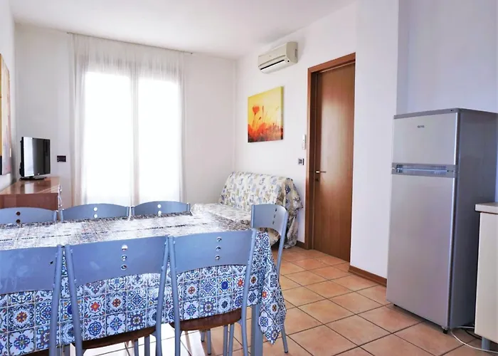 Lejlighed Spacious In Caorle With Shared Pool